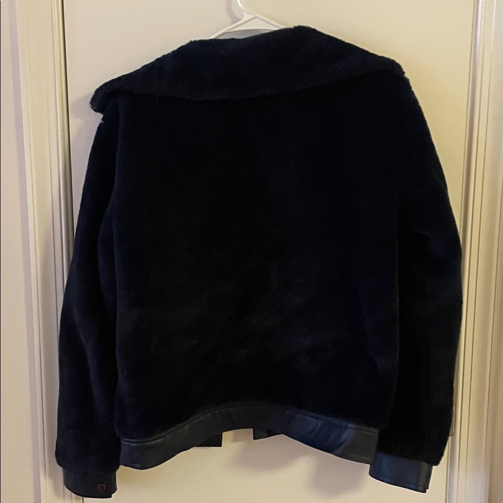 Avec Les Filles navy faux fur bomber jacket - Picture 3 of 3